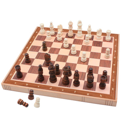 Magnetic wooden chess game